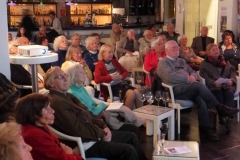 01. Publikum am 26. Februar 2014 im Cafe del Mar